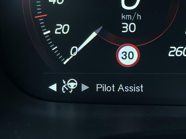 Volvo V90