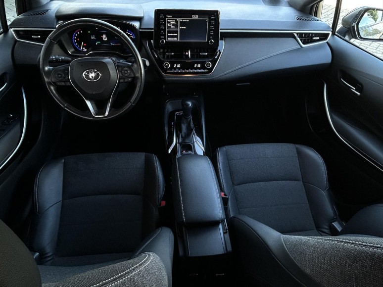 Toyota Corolla Touring Sports