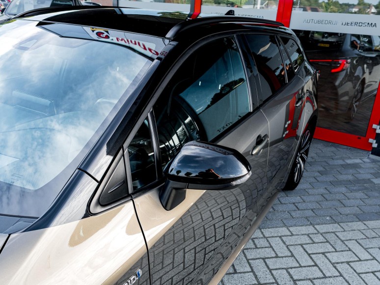 Toyota Corolla Touring Sports