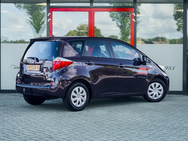 Toyota Verso-S
