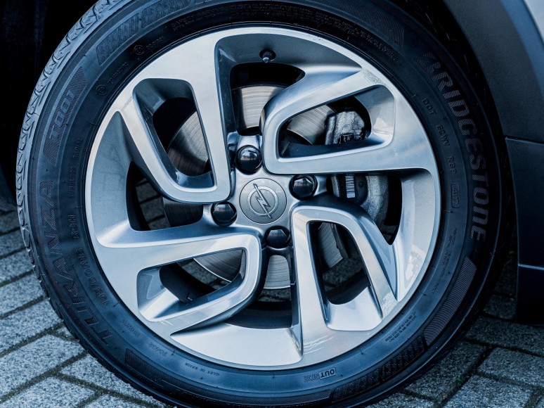 Opel Crossland X